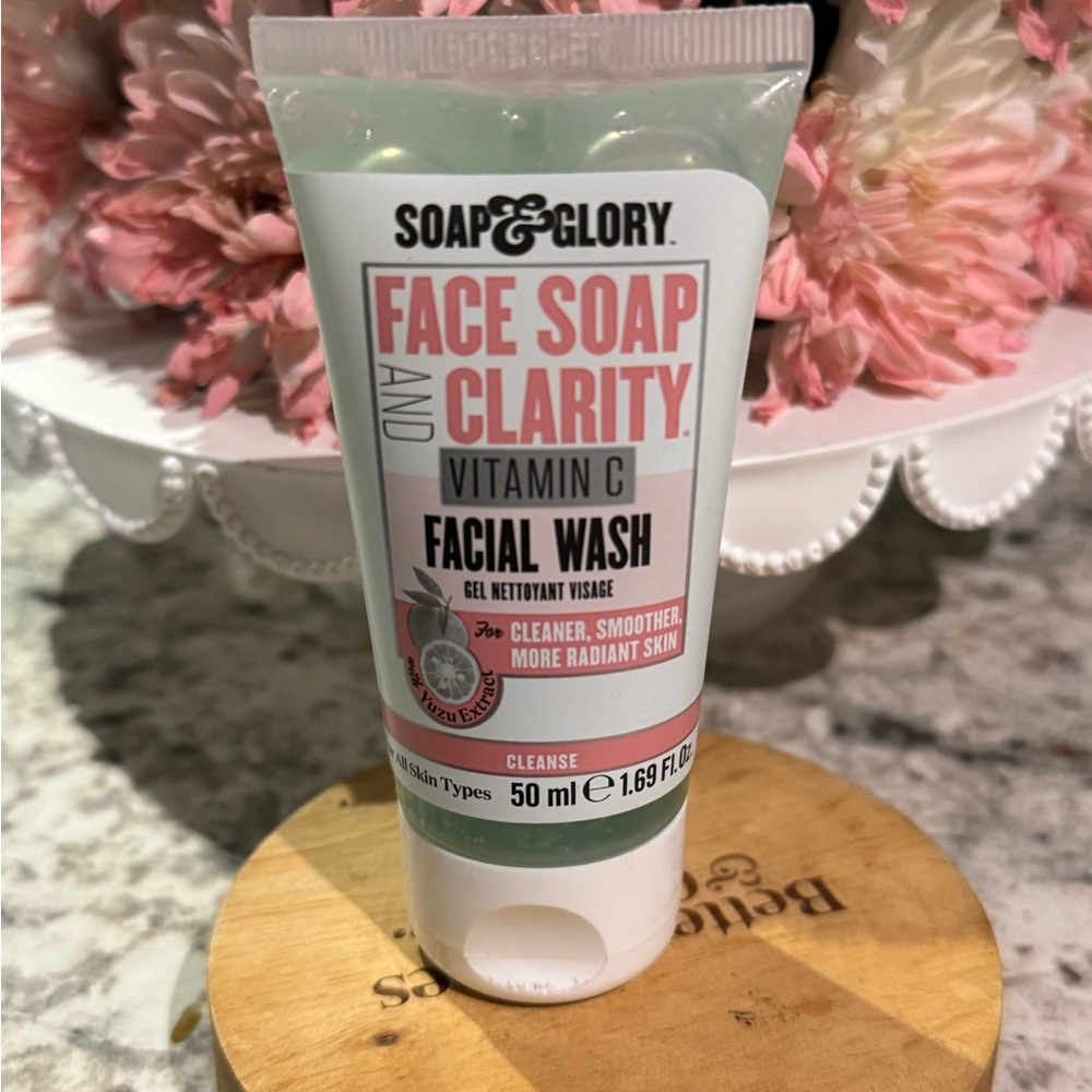 Facial Cleanser with Aloe Vera